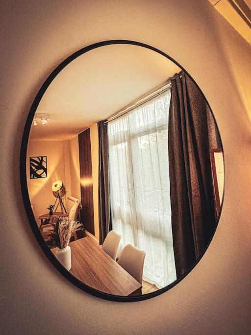Bright & Spacious Split Level Flat In Kennington Londen Buitenkant foto